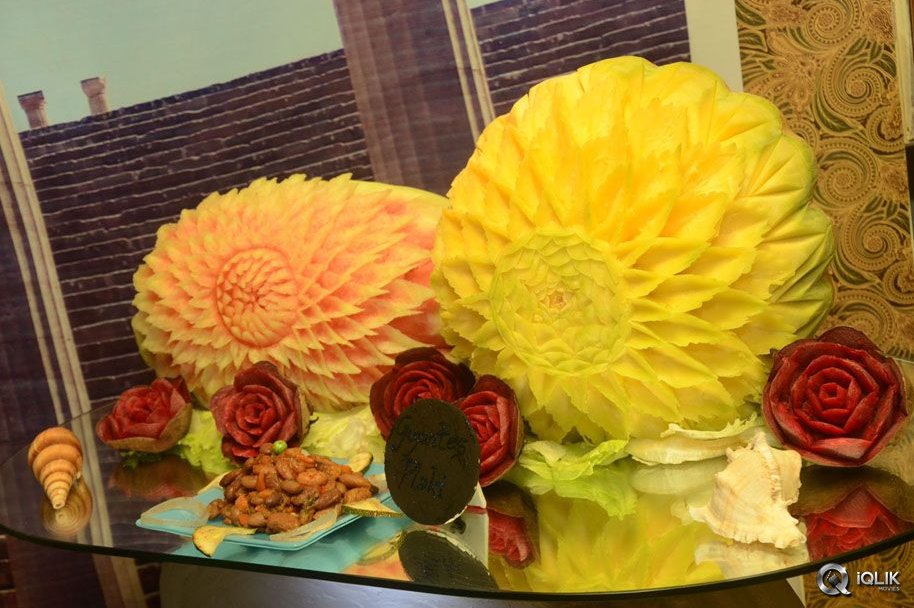 Pelli-Choopulu-Movie-Team-At-Regency-College-Of-Hotel-Management